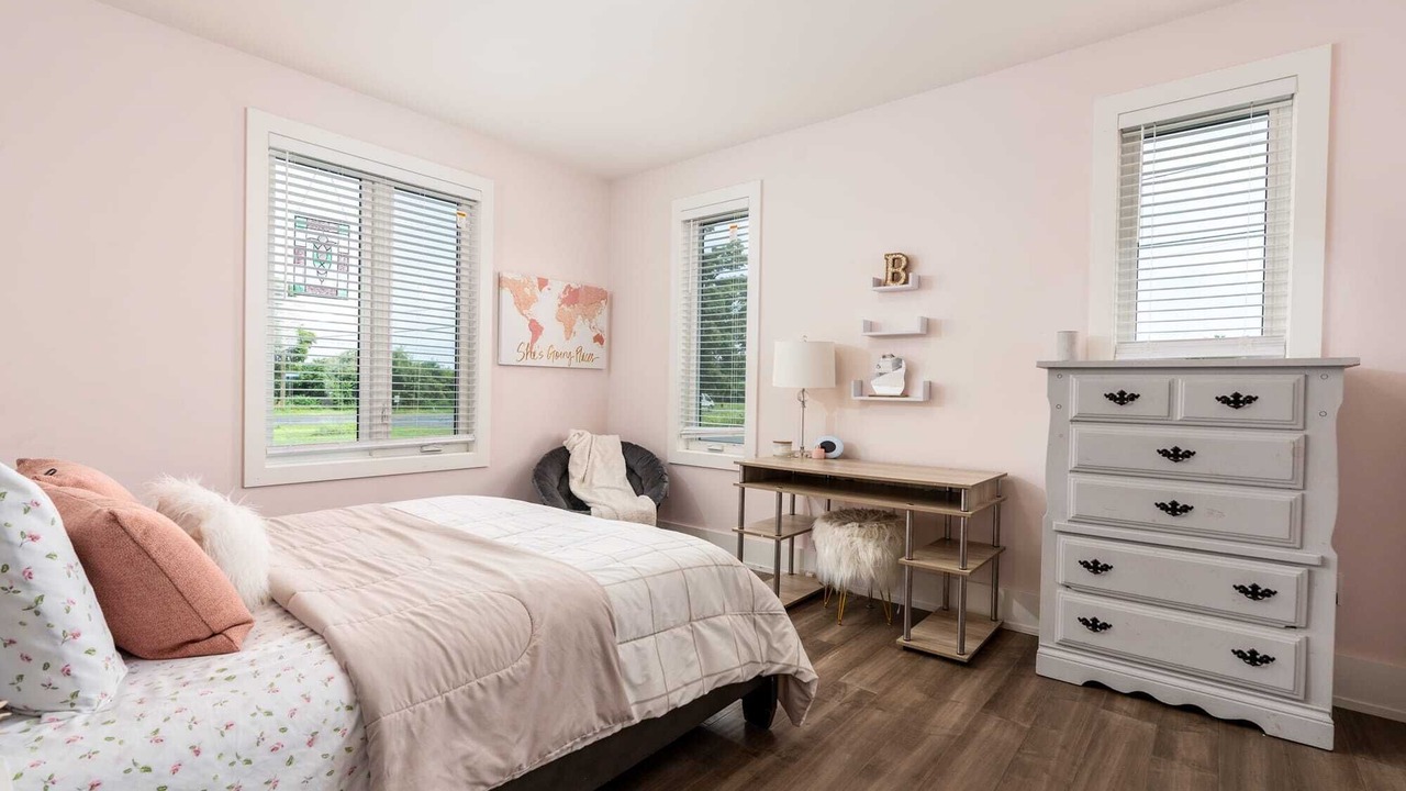 Photo of Bedroom in Virgil