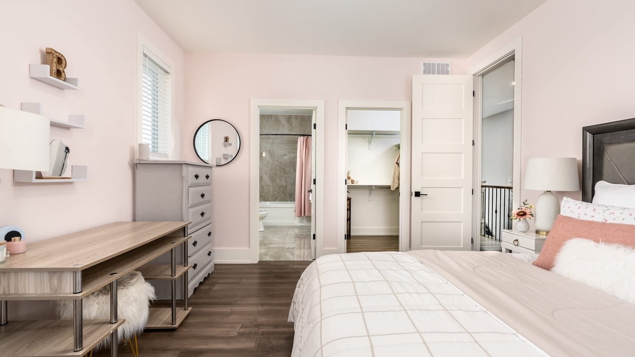 Photo of Bedroom in Virgil