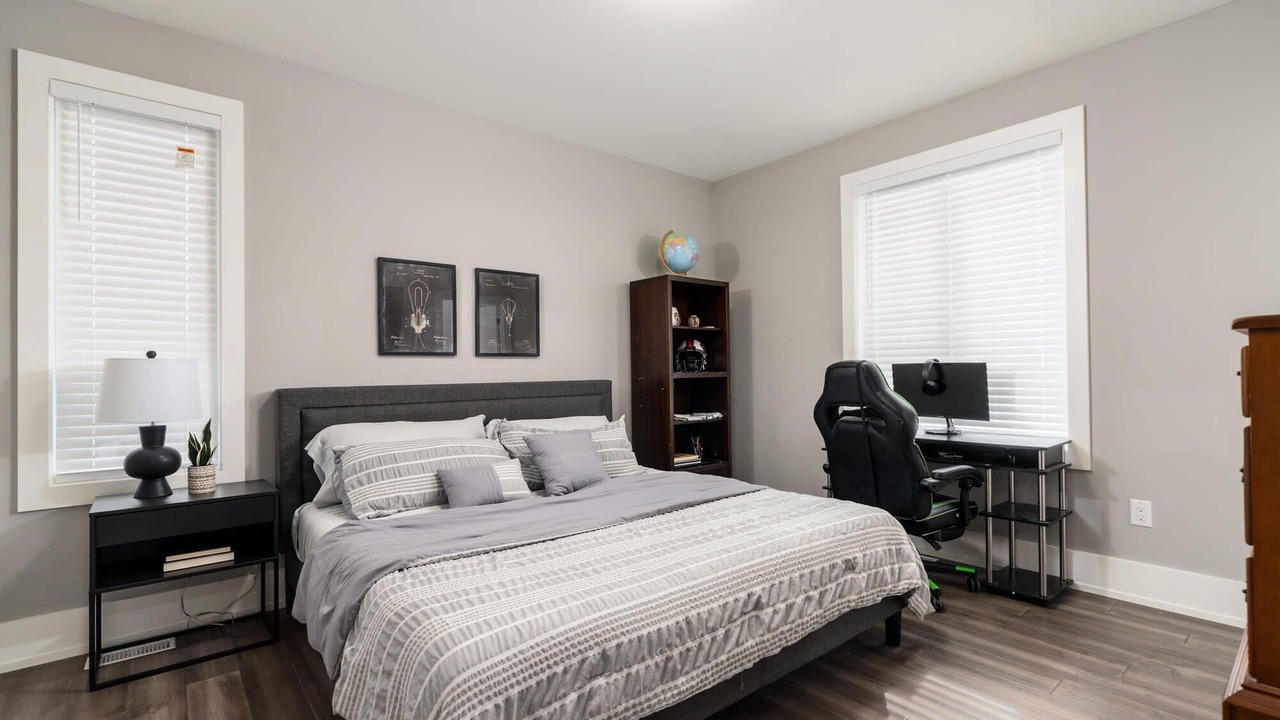 Photo of Bedroom in Virgil