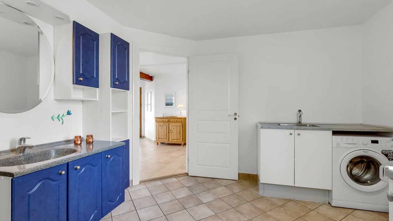 Photo of Bathroom in Vemb