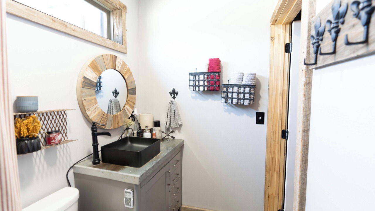 Photo of Bathroom in Early