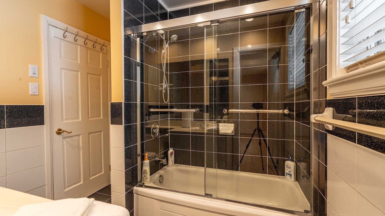 Photo of Bathroom in Lanark Highlands