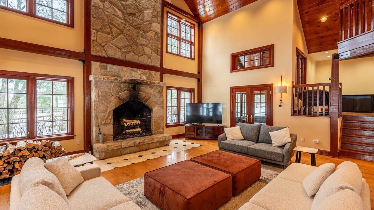 Photo of Livingroom in Lanark Highlands