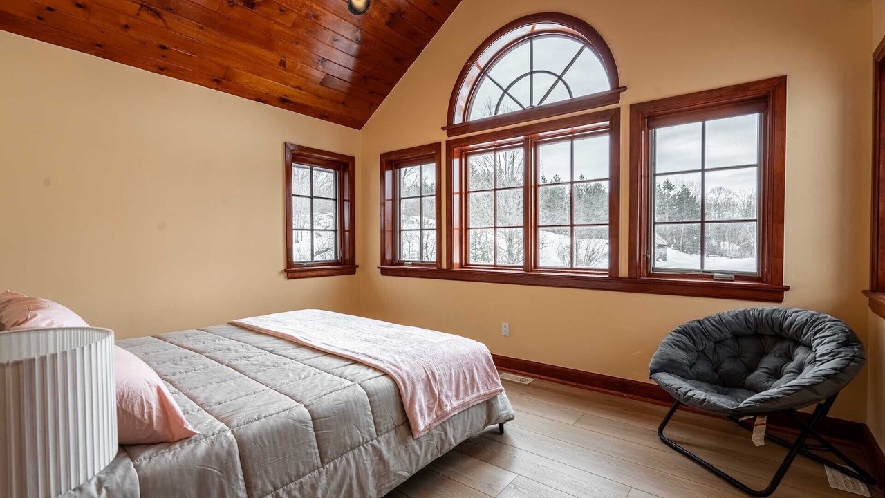 Photo of Bedroom in Lanark Highlands