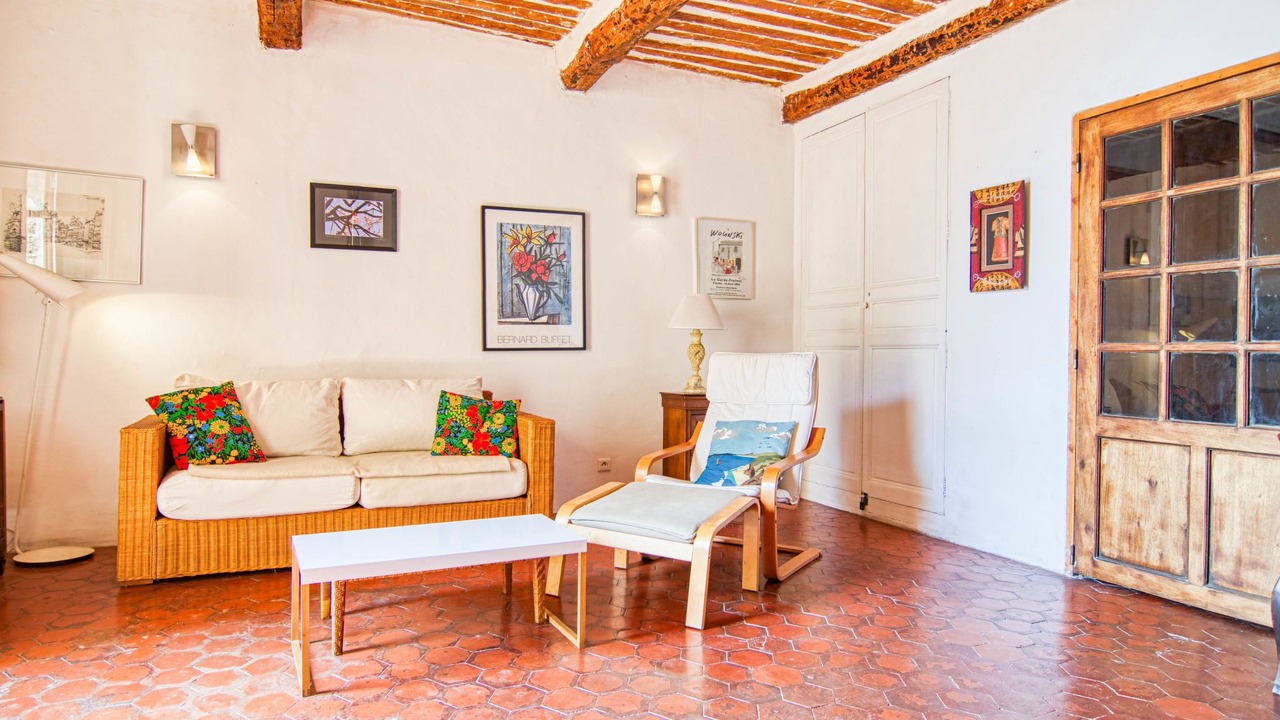 Photo of Livingroom in Tourtour