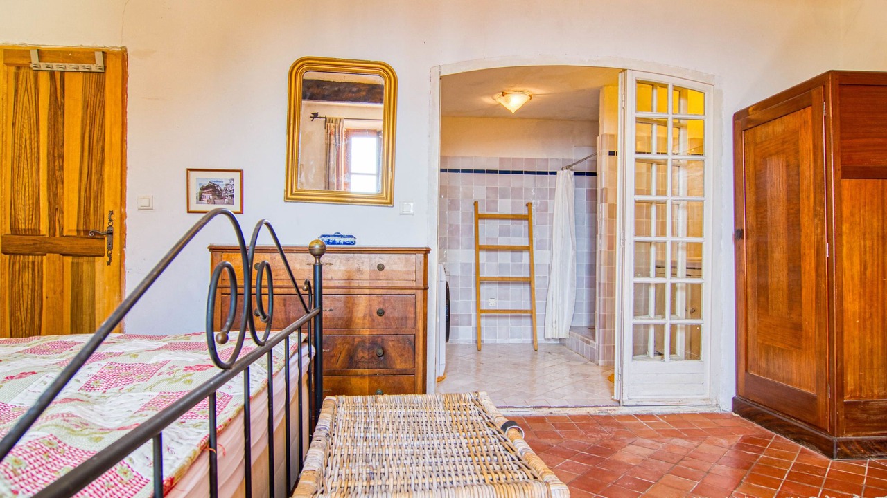 Photo of Others in Tourtour