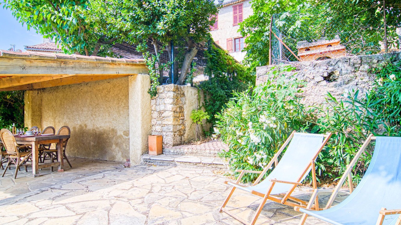 Photo of Others in Tourtour