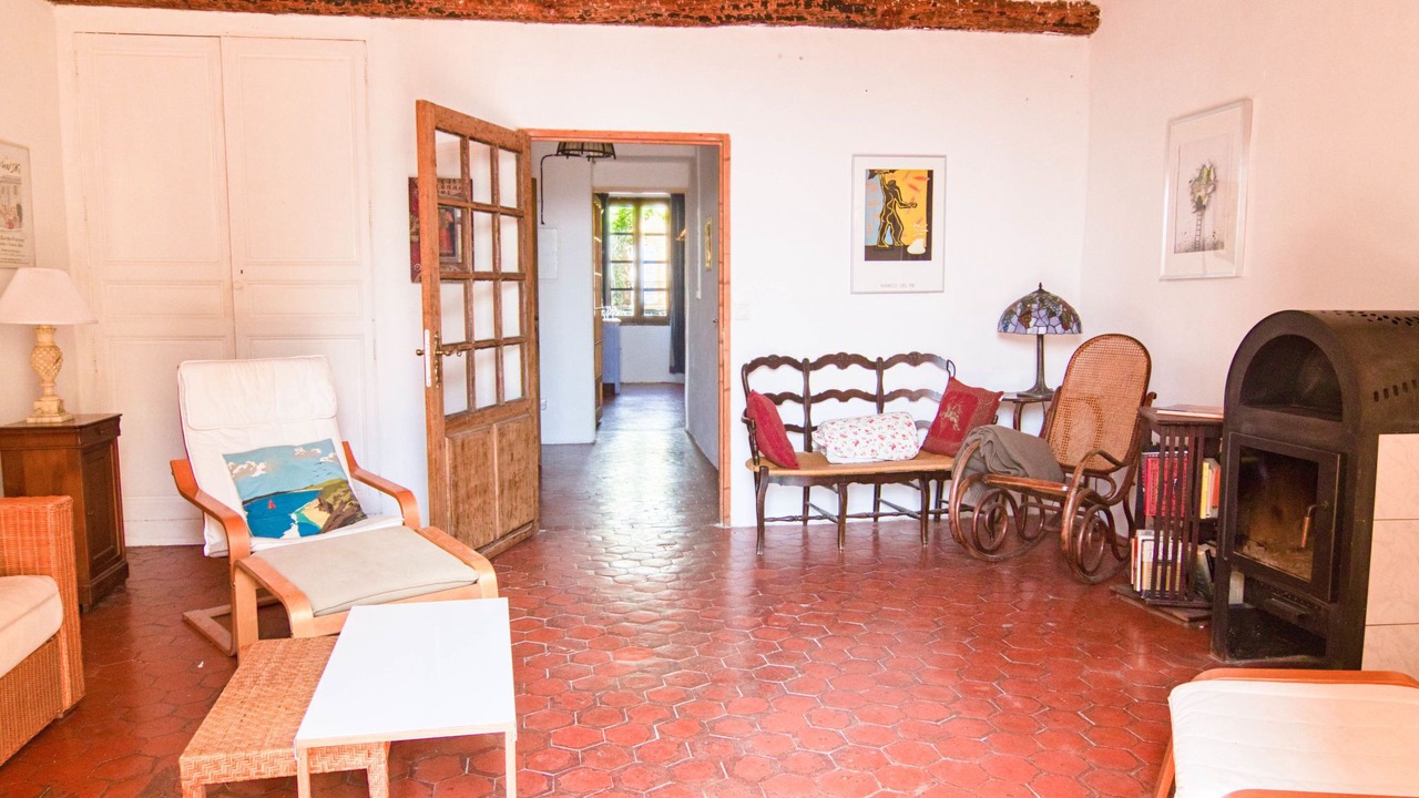 Photo of Livingroom in Tourtour