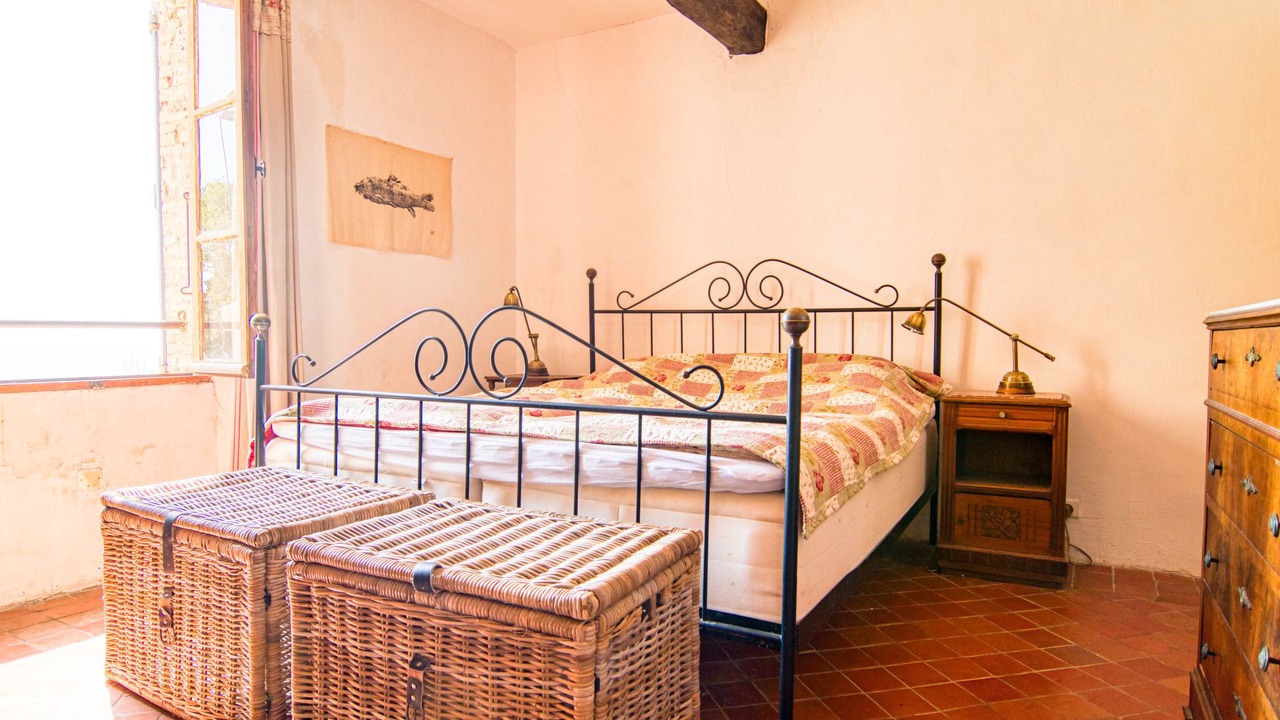 Photo of Others in Tourtour