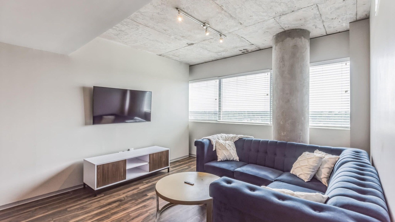 Photo of Livingroom in Iowa City