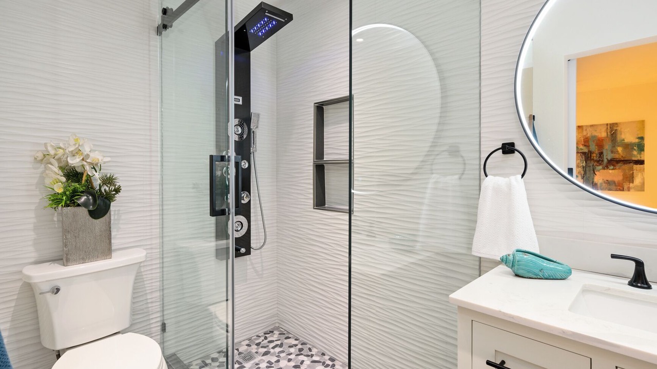 Photo of Bathroom in Santa Ana Heights