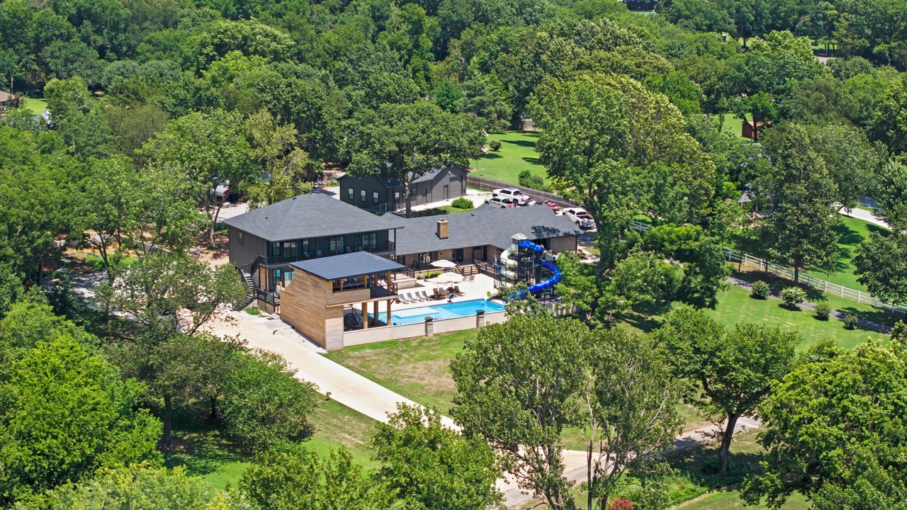 Photo of Outdoor in Grove