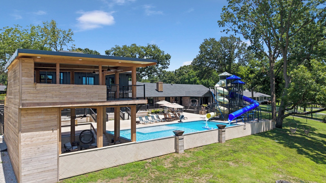 Photo of Outdoor in Grove