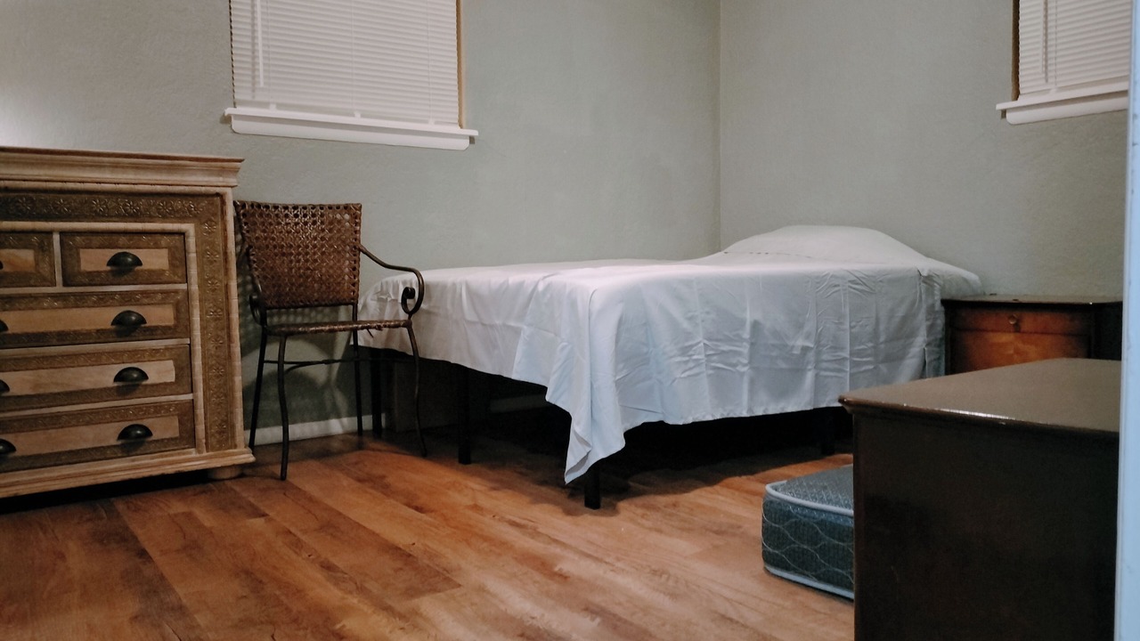 Photo of Bedroom in Lawton