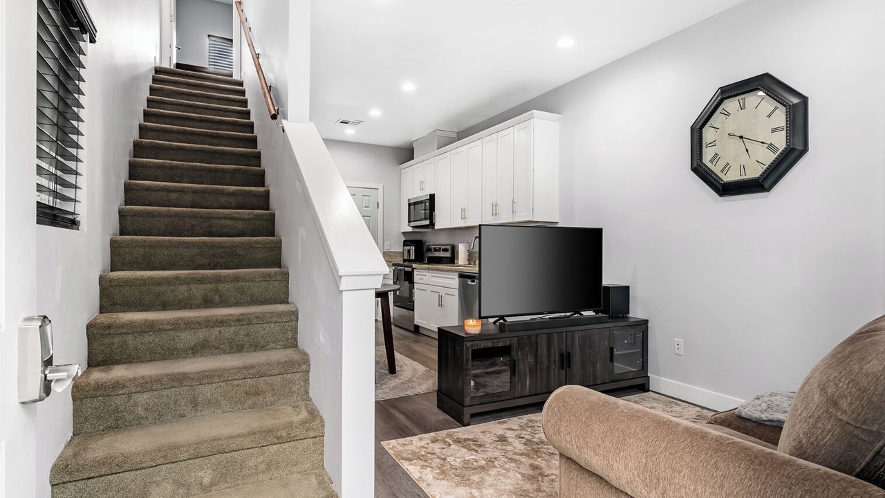 Photo of Livingroom in Southeastern Sacramento