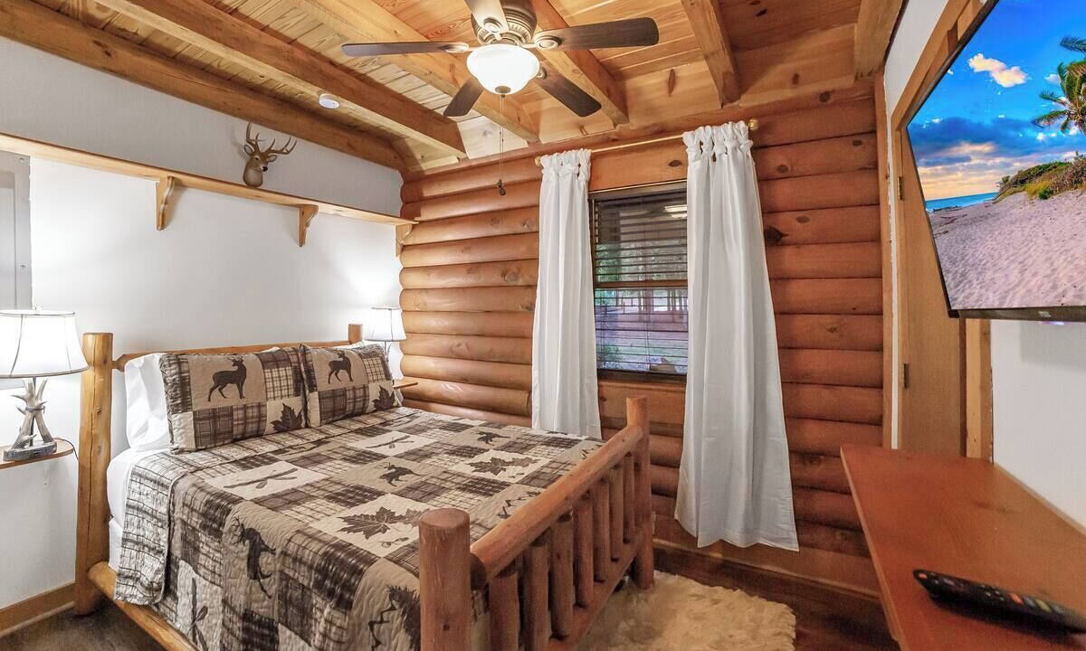 Photo of Bedroom in McDonough