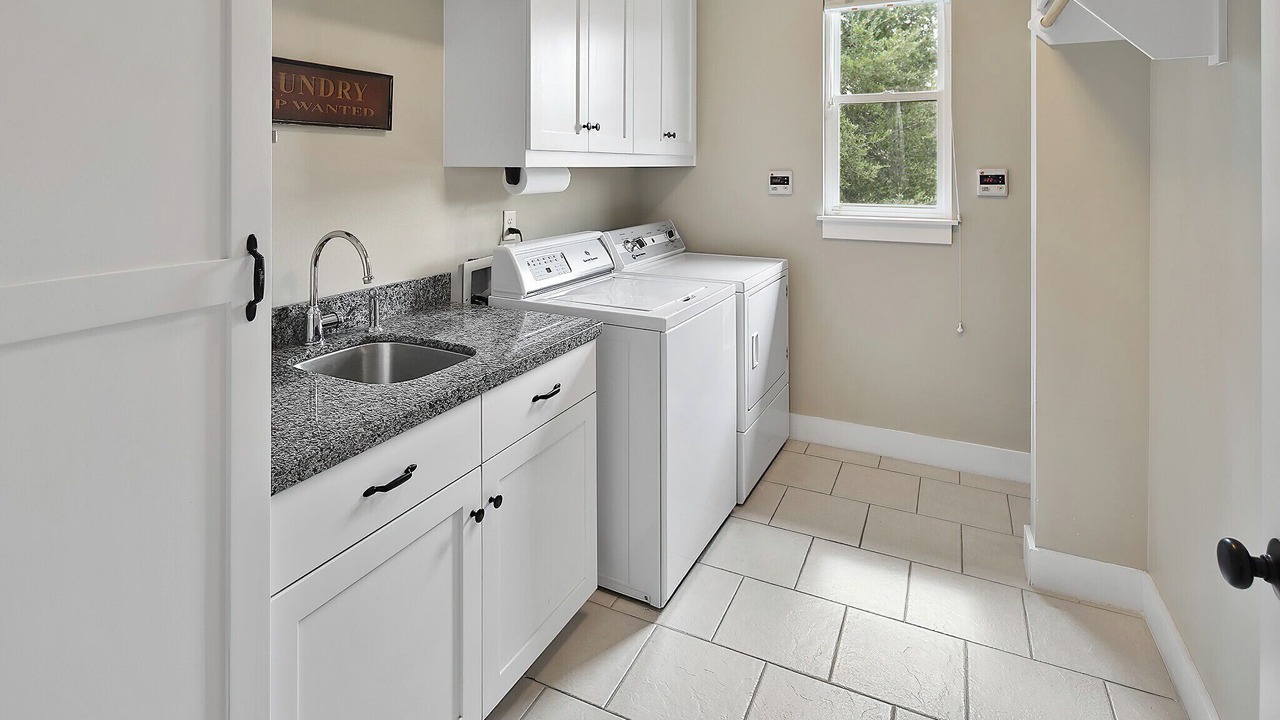 Photo of Bedroom in College Park