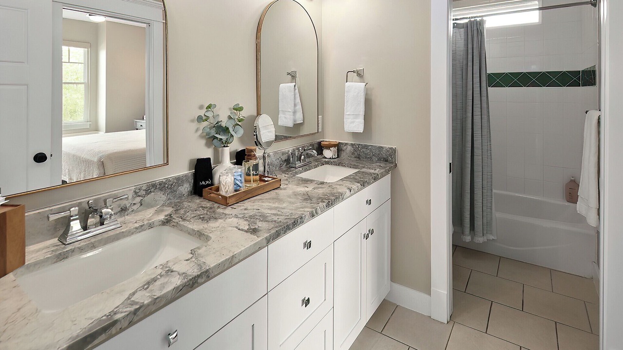 Photo of Bathroom in College Park