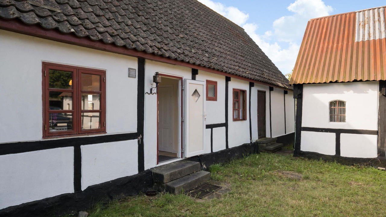 Photo of Others in Ronne