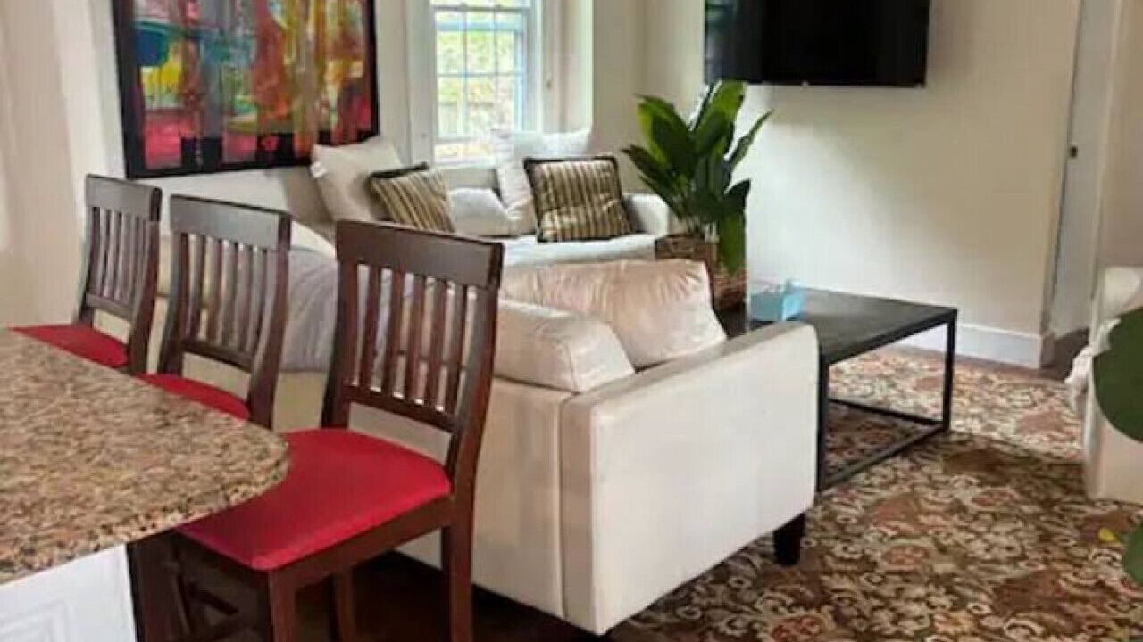 Photo of Livingroom in Avon