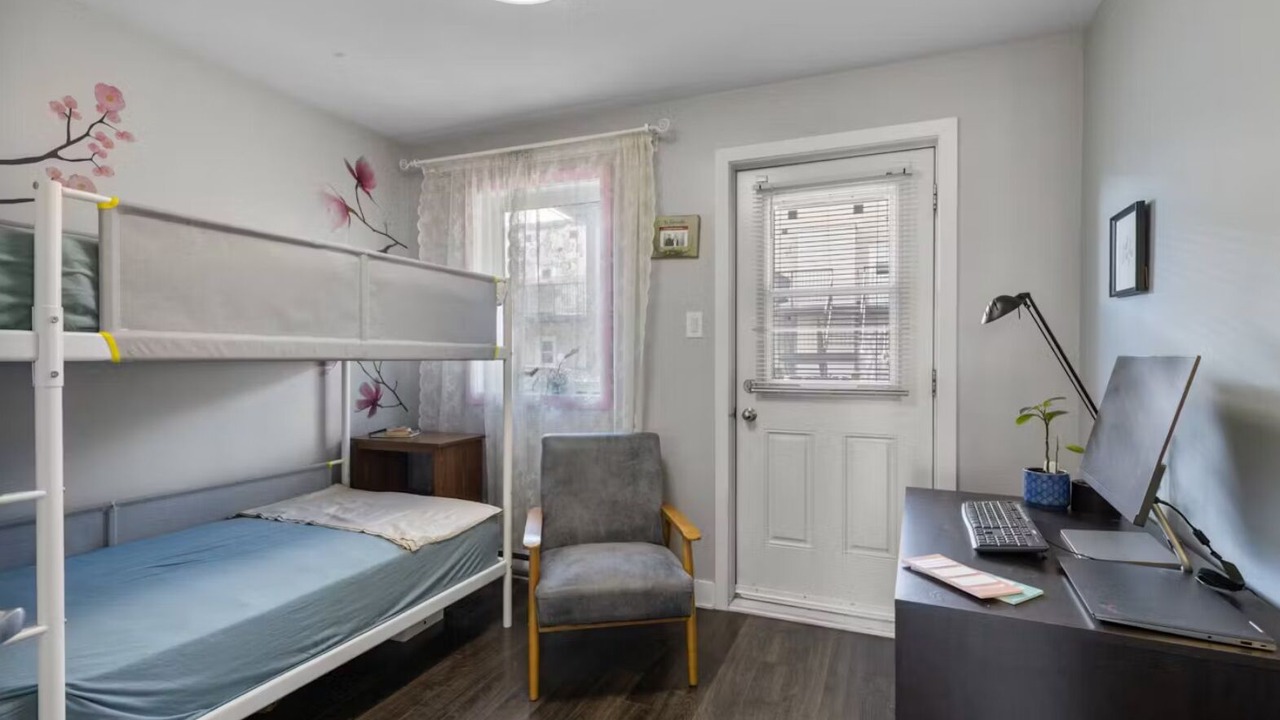 Photo of Bedroom in Francois-Perrault