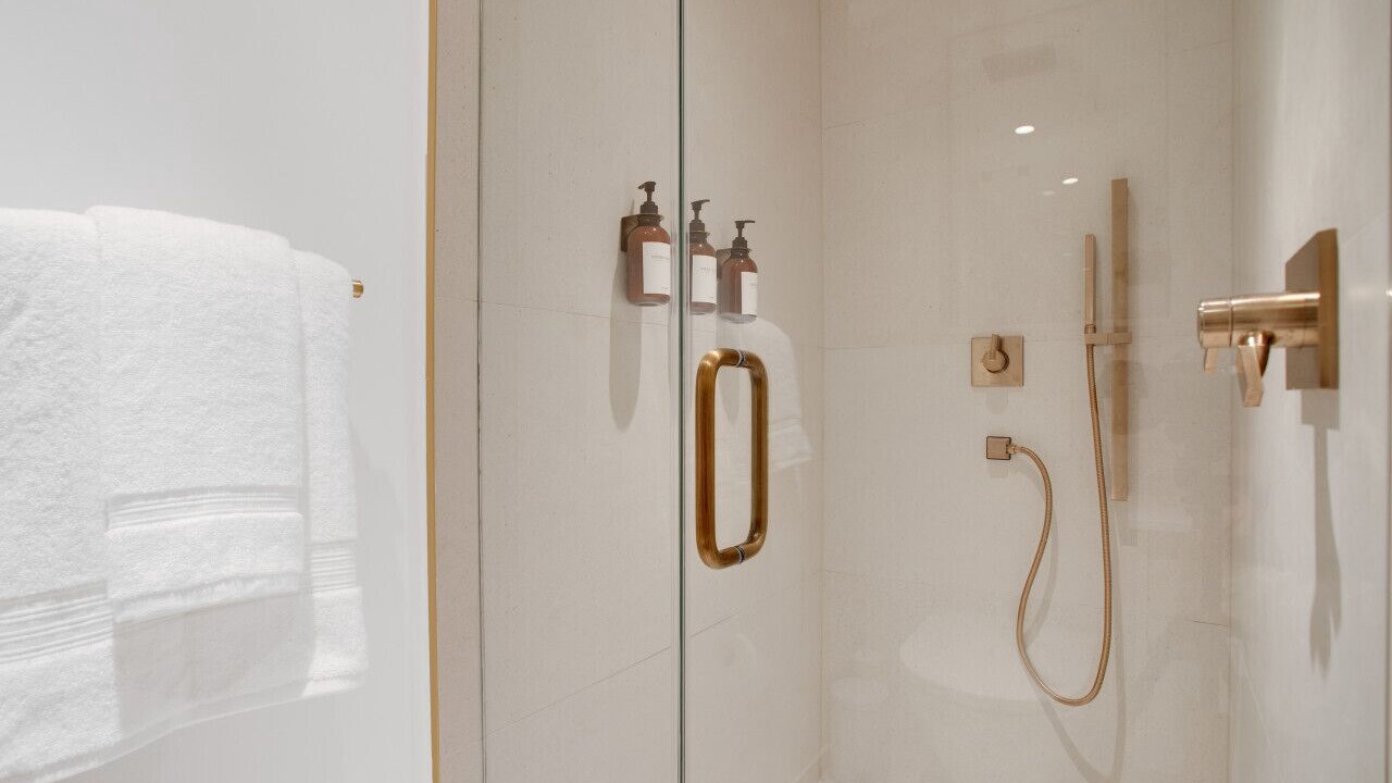 Photo of Bathroom in South Pointe