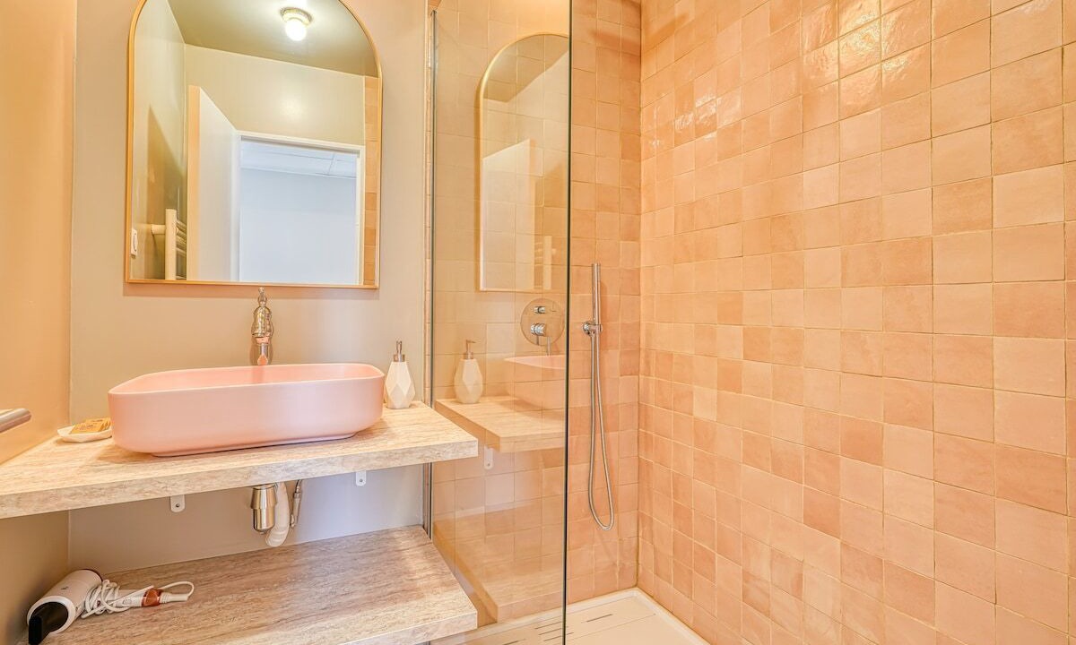 Photo of Bathroom in Faubourg de l'Arche