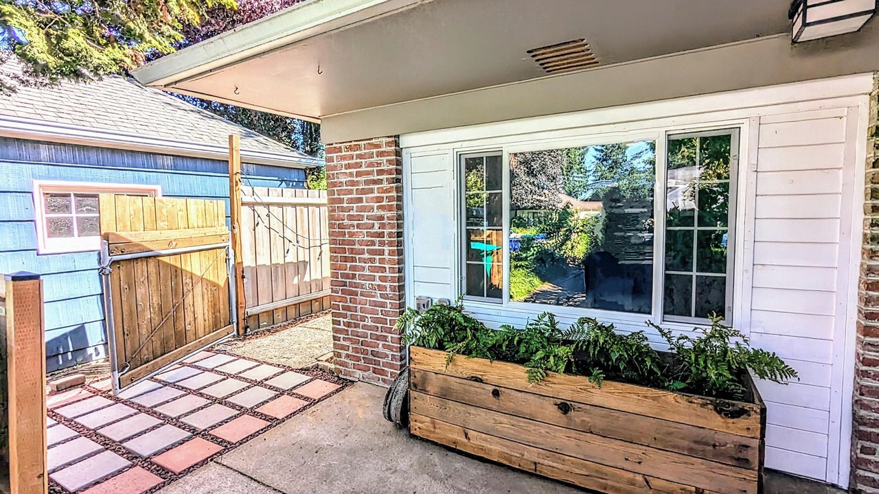 Photo of Patio Balcony in Cully