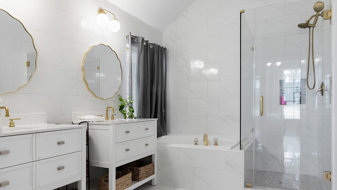 Photo of Bathroom in South Arlington