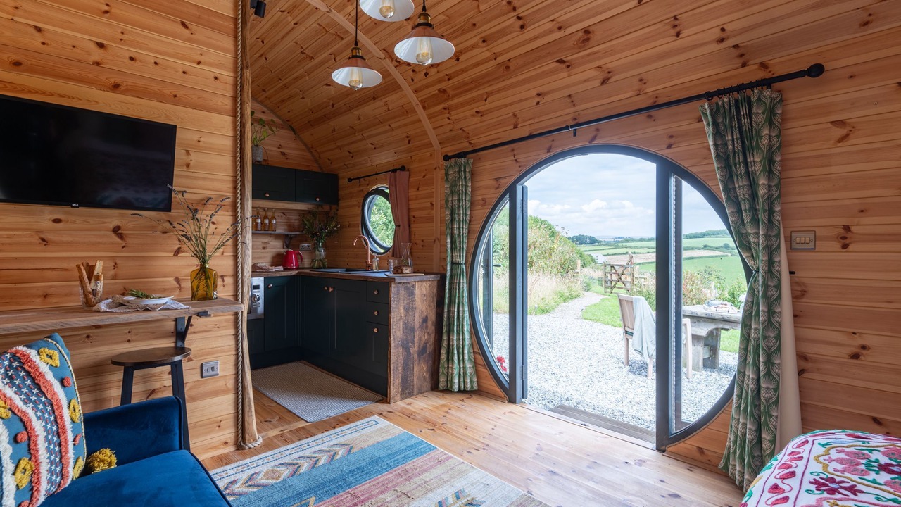 Photo of Livingroom in Newton Ferrers