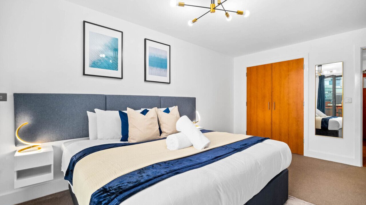 Photo of Bedroom in Theatreland Birmingham