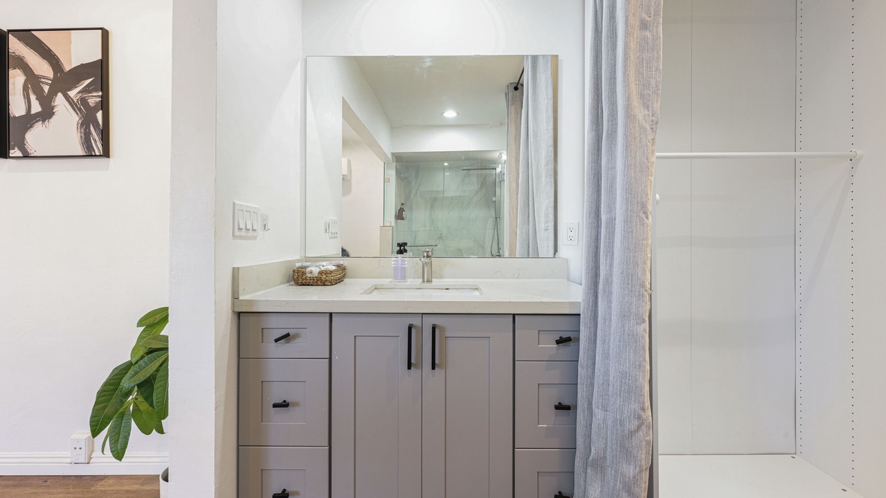 Photo of Bathroom in Oak Park