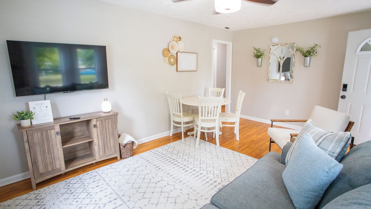 Photo of Livingroom in Lincoln