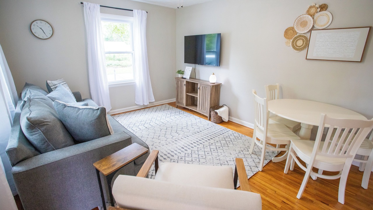 Photo of Livingroom in Lincoln