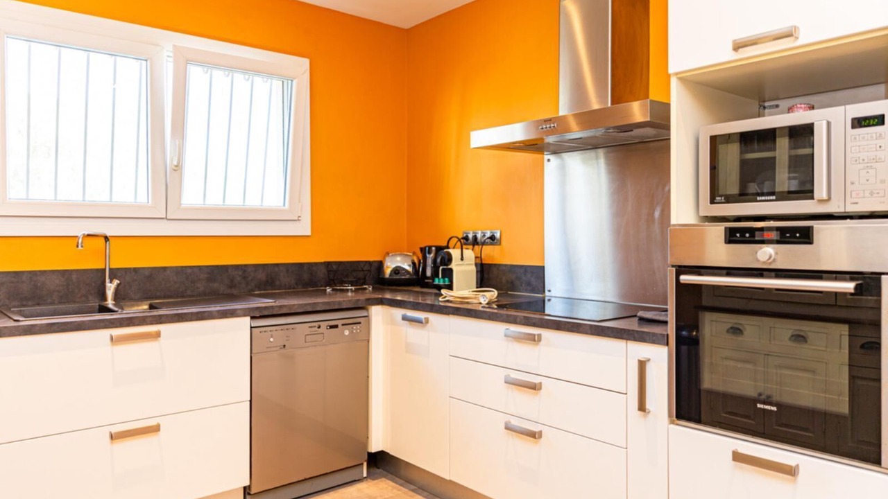 Photo of Kitchen in Saint-Martin-de-Crau