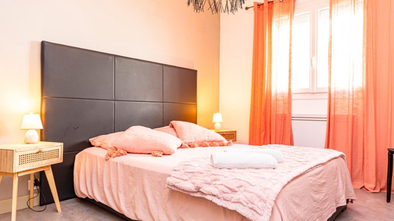 Photo of Bedroom in Saint-Martin-de-Crau