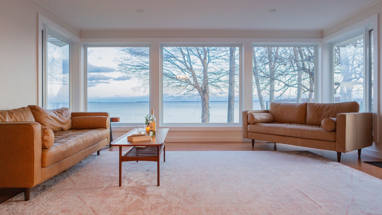 Photo of Livingroom in Waupoos