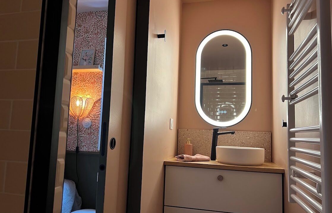 Photo of Bathroom in Longroy