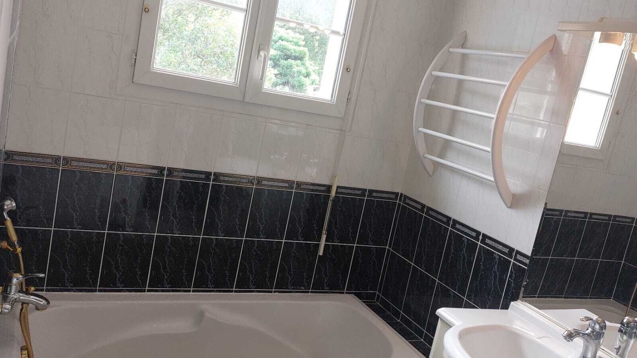 Photo of Bathroom in Saint-Vivien-de-Medoc