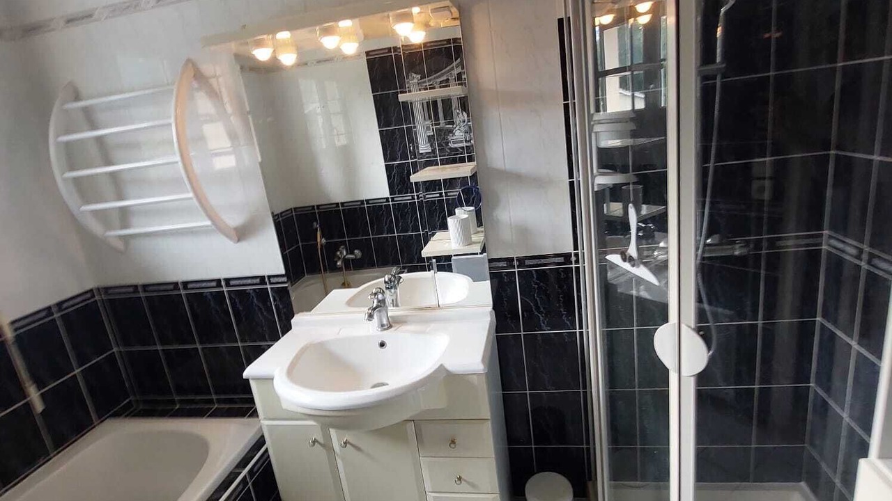 Photo of Bathroom in Saint-Vivien-de-Medoc