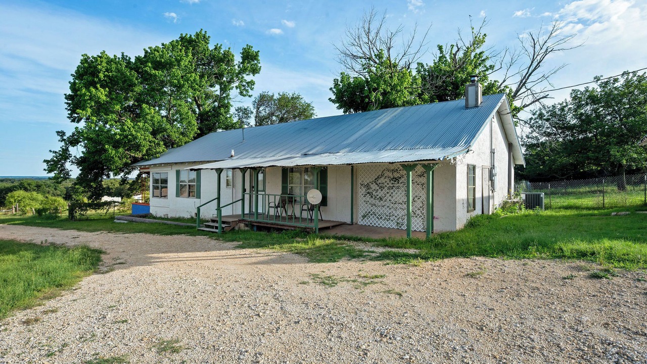Photo of Others in Hico
