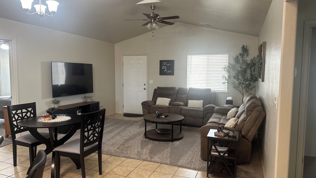 Photo of Livingroom in Farmington