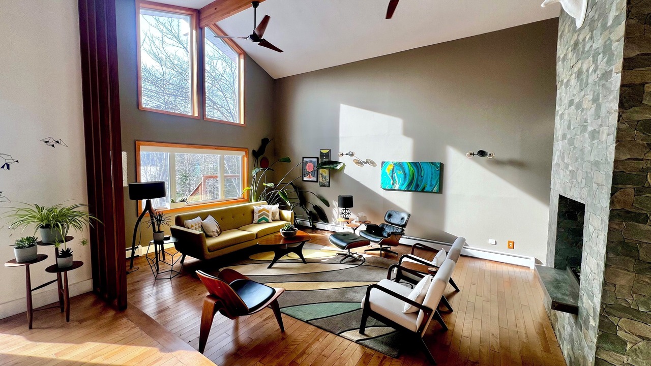 Photo of Livingroom in Hammonds Plains
