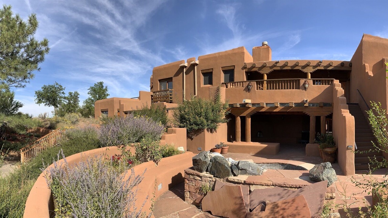 Photo of Outdoor in Lamy
