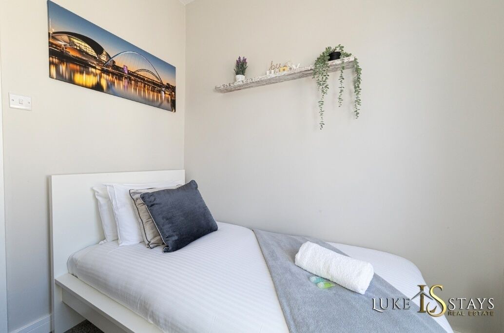 Photo of Bedroom in Newcastle-upon-Tyne