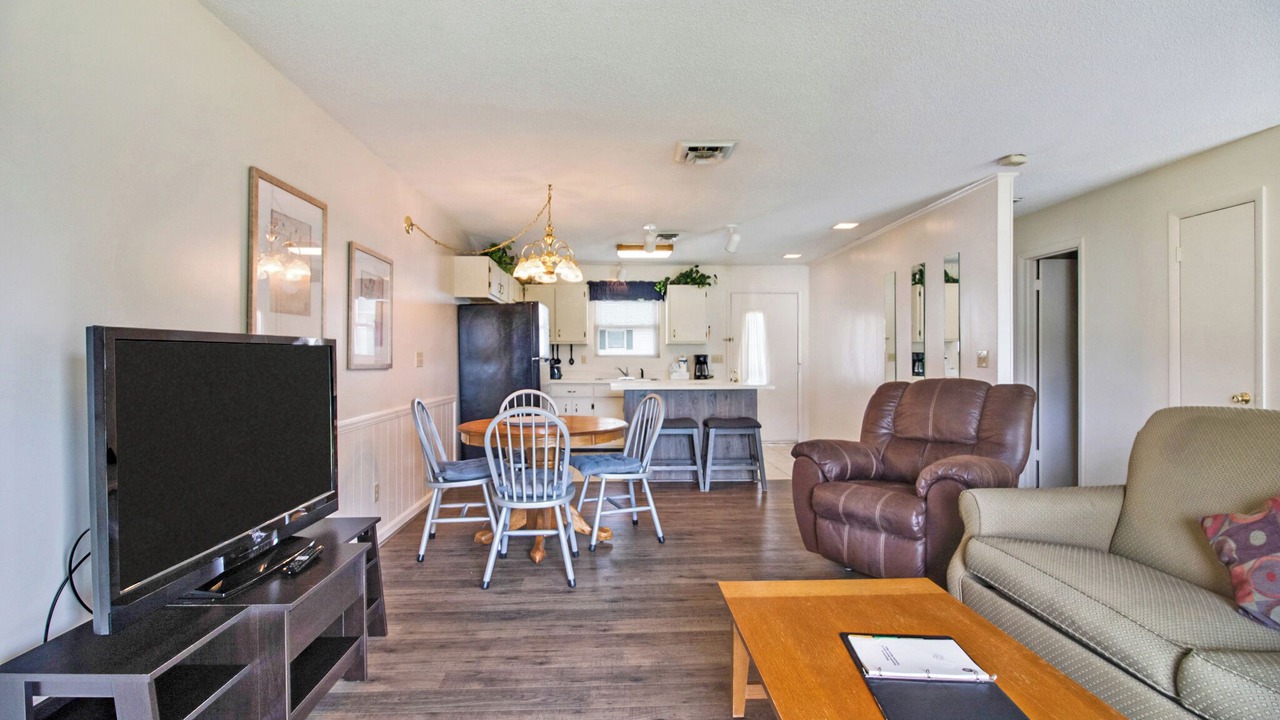 Photo of Livingroom in Lake Tansi
