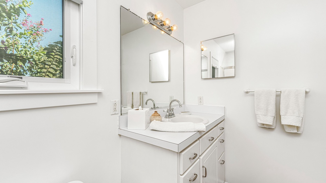 Photo of Bathroom in Green Pond