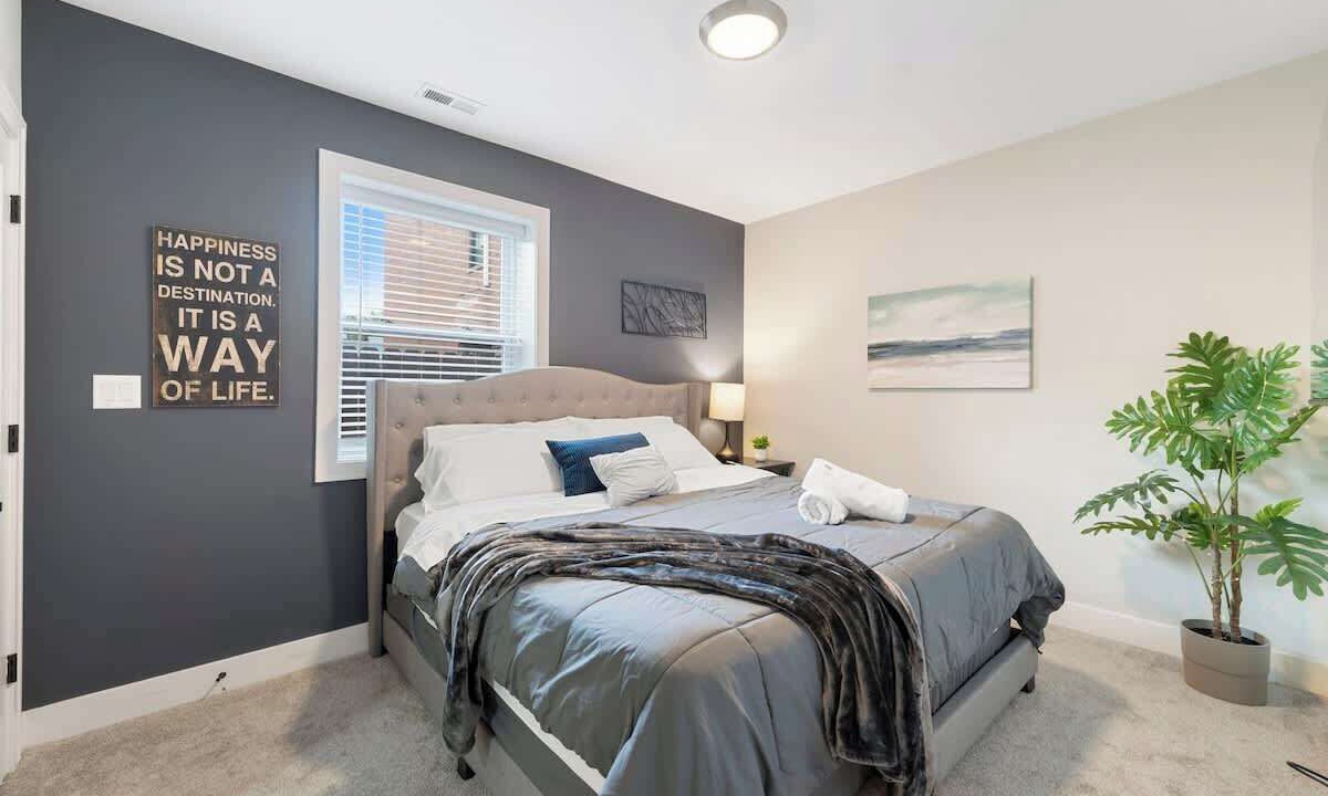Photo of Bedroom in Heart of Chicago
