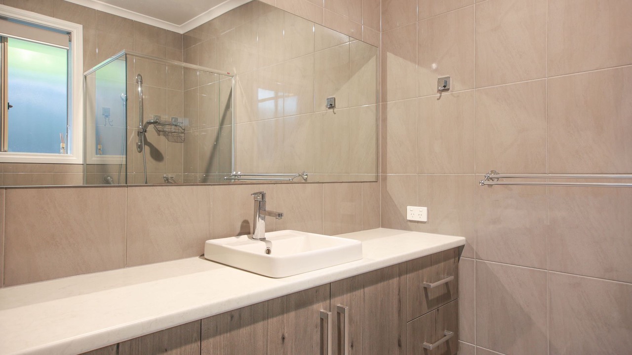 Photo of Bathroom in Hayborough