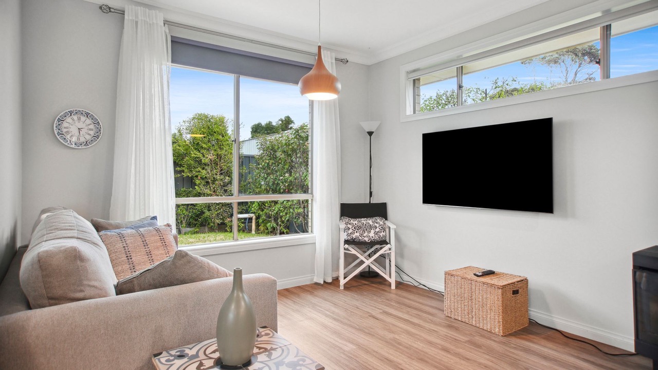 Photo of Livingroom in Hayborough